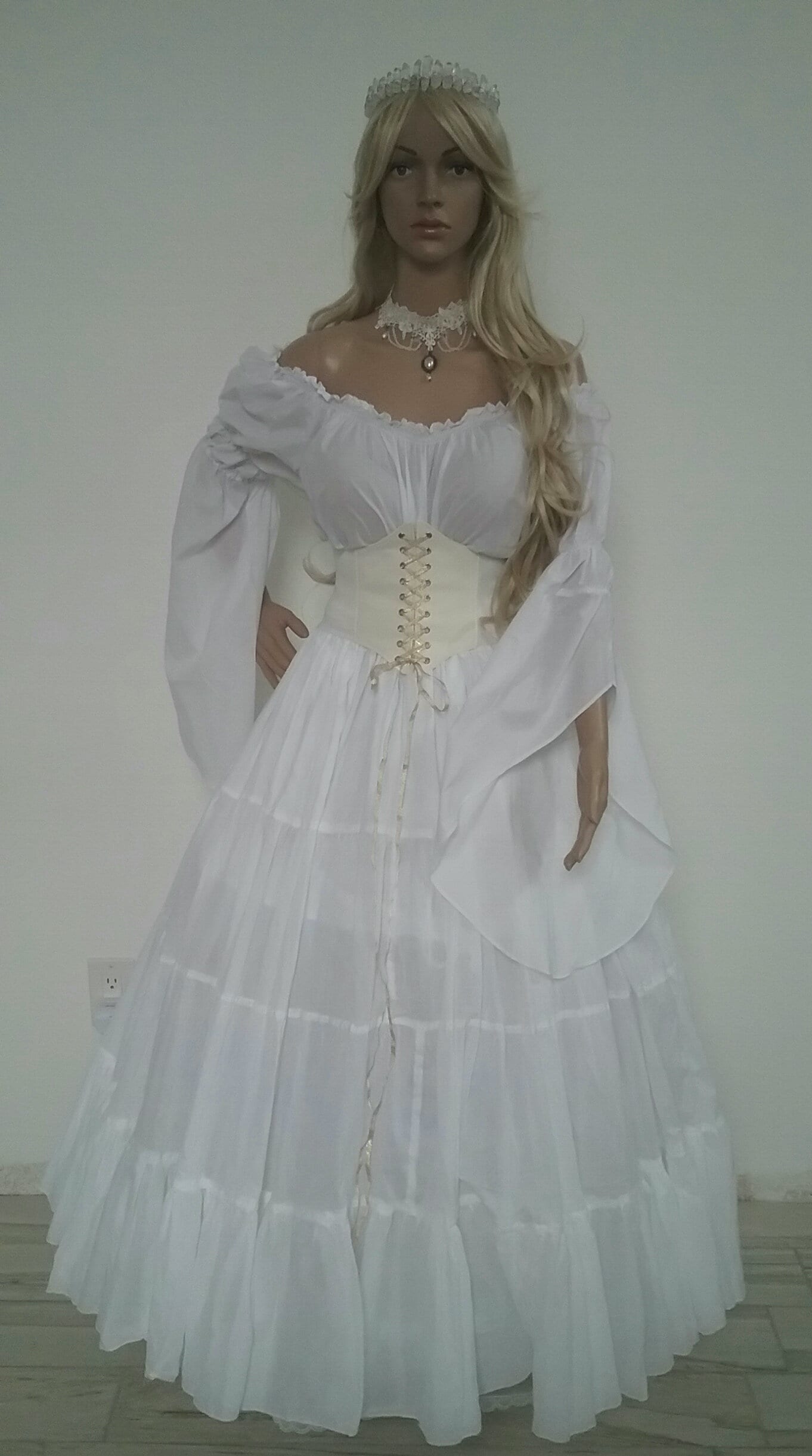 White Renaissance Dress Wedding Gown Corset Chemise Pirate Medieval LARP Wench Costume