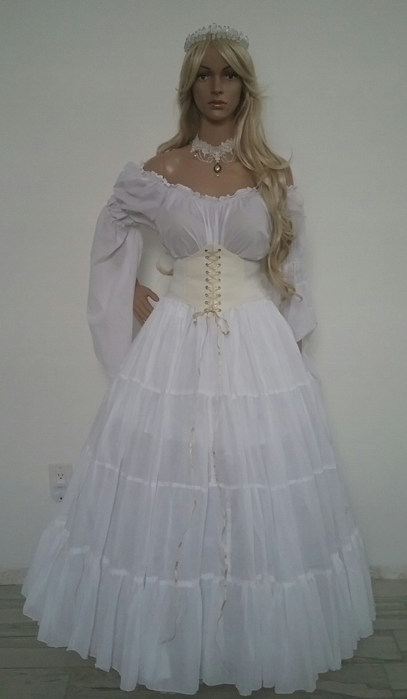 White Renaissance Dress Wedding Gown Corset Chemise Pirate Medieval LARP Wench Costume